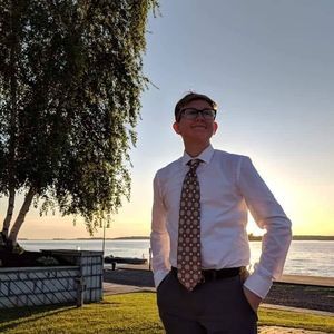 Meet your Posher, Gabriel